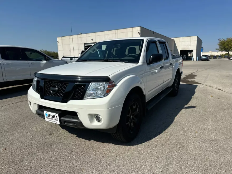 2021 Nissan Frontier PRO-4X photo 1