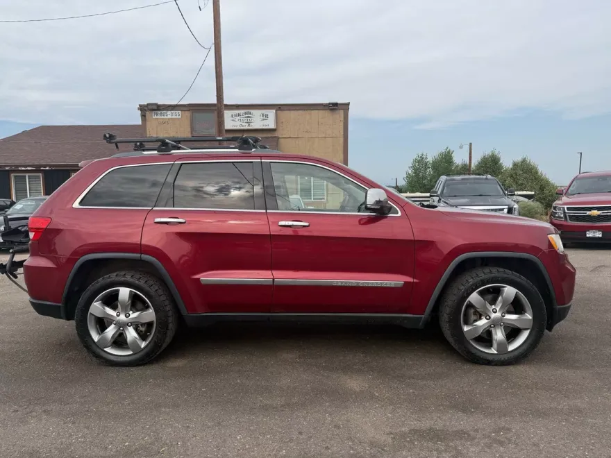 2012 Jeep Grand Cherokee Overland photo 1