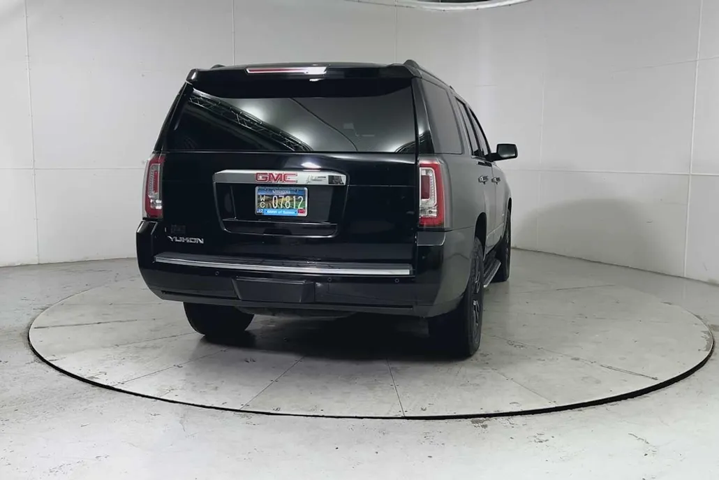 2016 Gmc Yukon Denali photo 1
