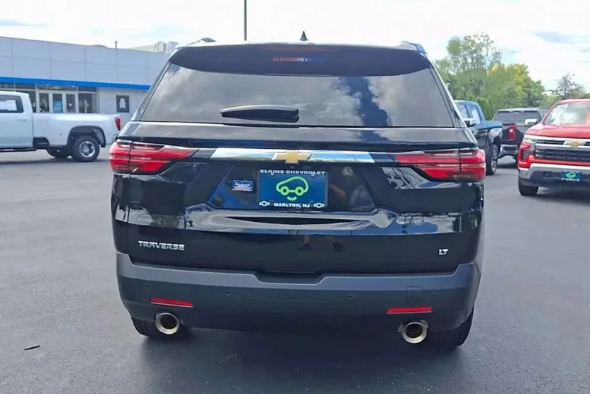 2023 Chevrolet Traverse Cloth photo 1