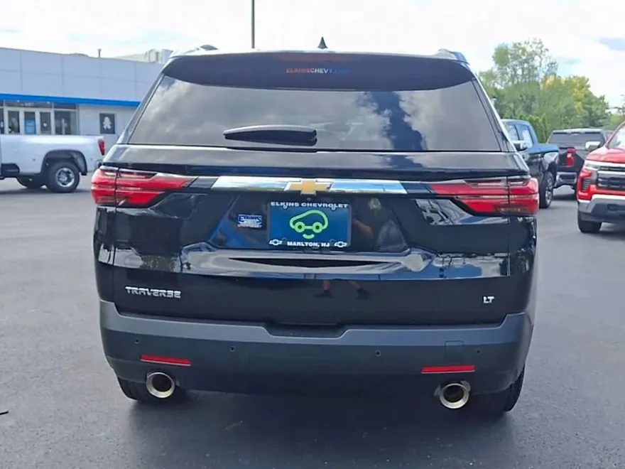 2023 Chevrolet Traverse Cloth photo 1