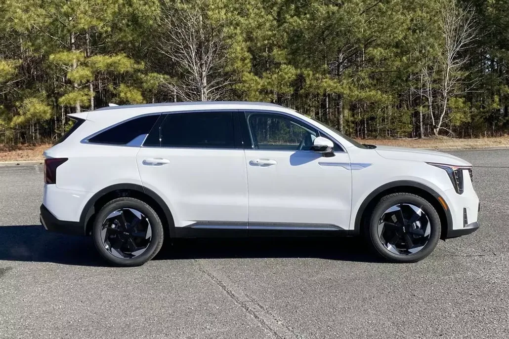 2025 Kia Sorento Hybrid EX photo 1