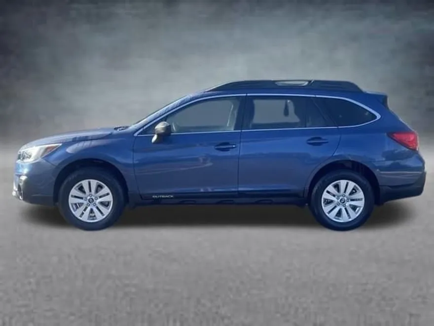 2019 Subaru Outback 2.5i photo 1