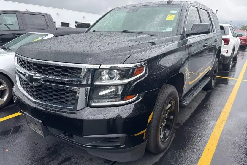 2019 Chevrolet Tahoe LS photo 1