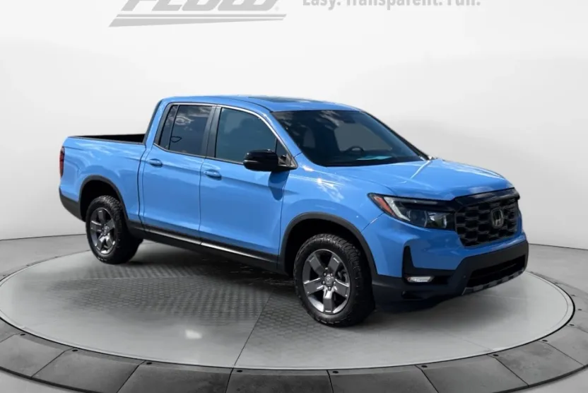 2024 Honda Ridgeline TrailSport photo 1