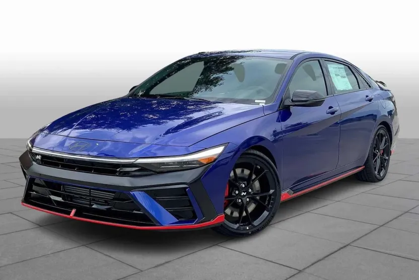2025 Hyundai Elantra N photo 1