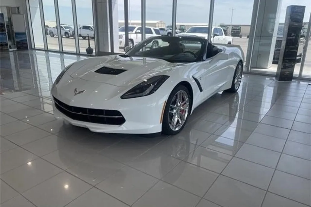 2015 Chevrolet Corvette Stingray Convertible Z51 3LT photo 1