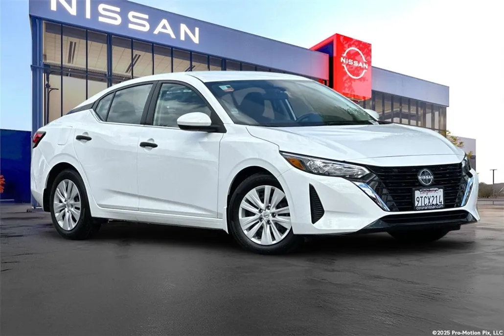 2025 Nissan Sentra S photo 1