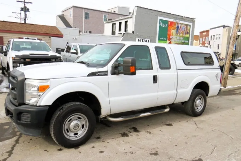 2015 Ford F-250 XL photo 1