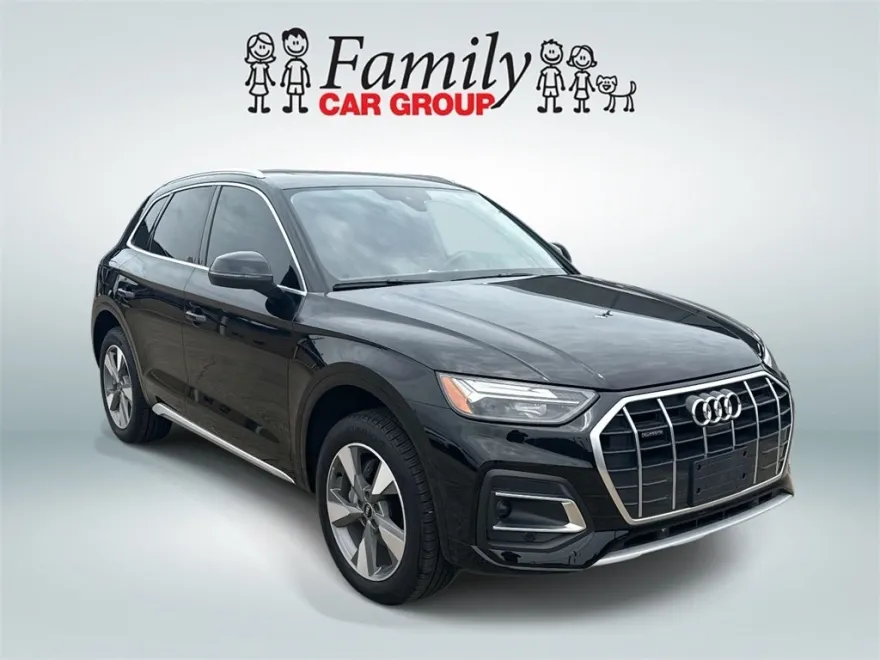 2024 Audi Q5 40 Premium Plus photo 1