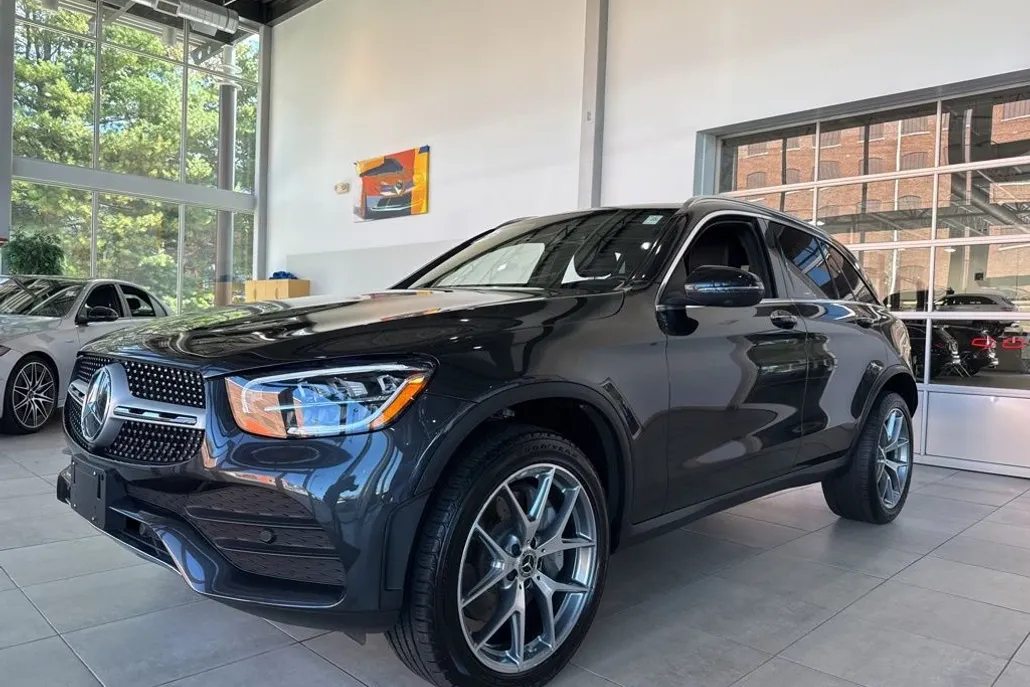 2022 Mercedes Benz GLC 300 4MATIC photo 1
