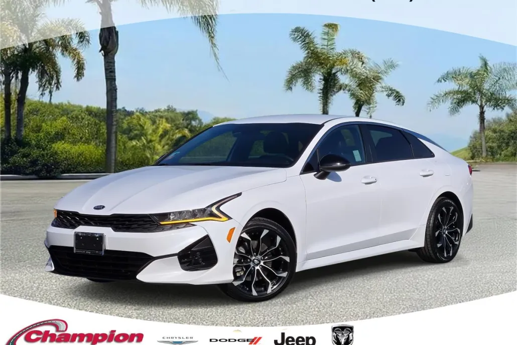2021 Kia K5 GT-Line photo 1