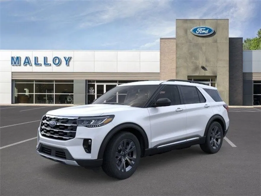 2025 Ford Explorer photo 1
