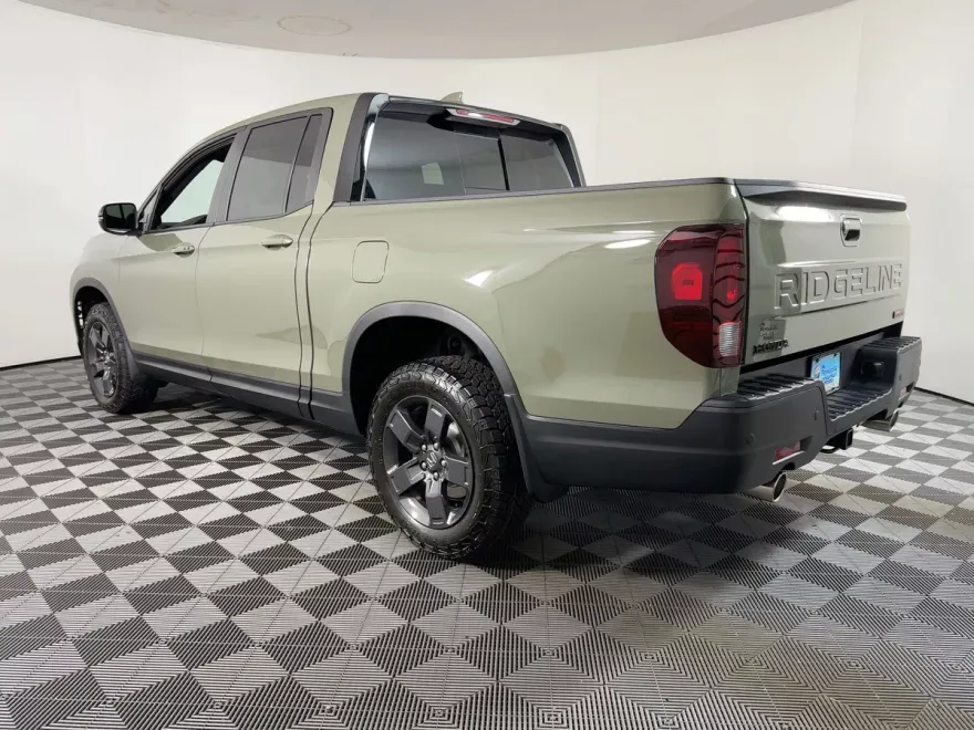 2026 Honda Ridgeline TrailSport photo 1
