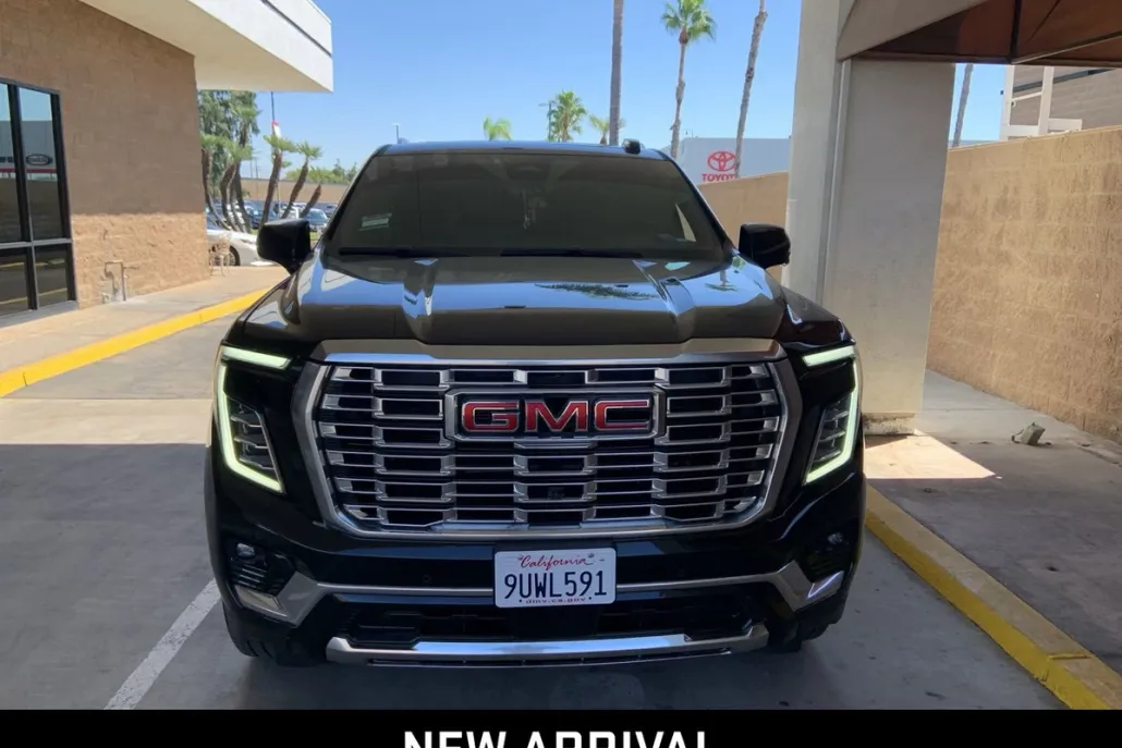2025 Gmc Yukon XL Denali photo 1
