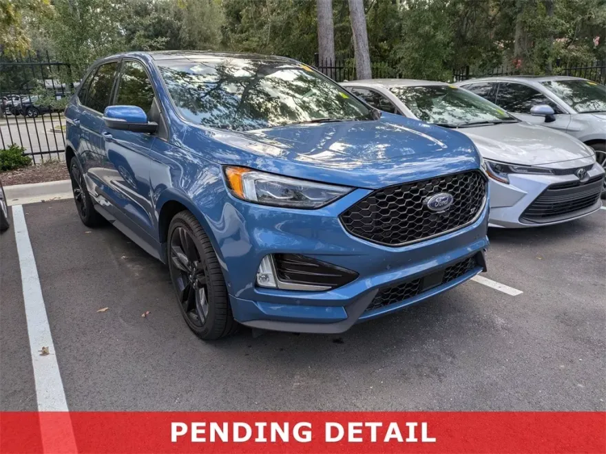 2019 Ford Edge ST photo 1