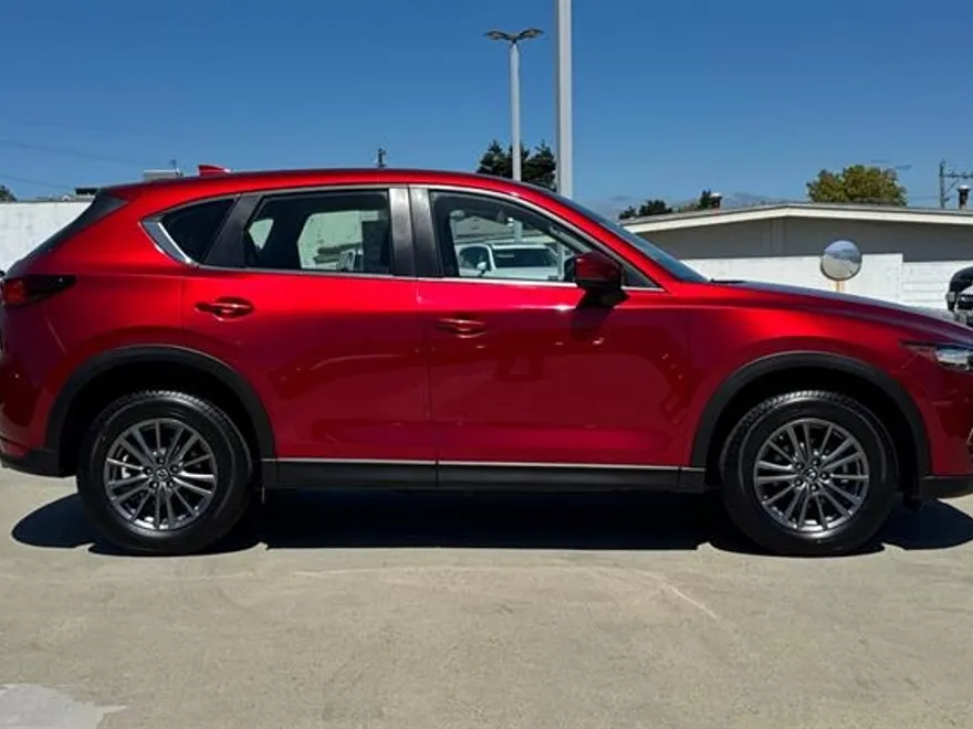 2018 Mazda CX-5 Sport photo 1
