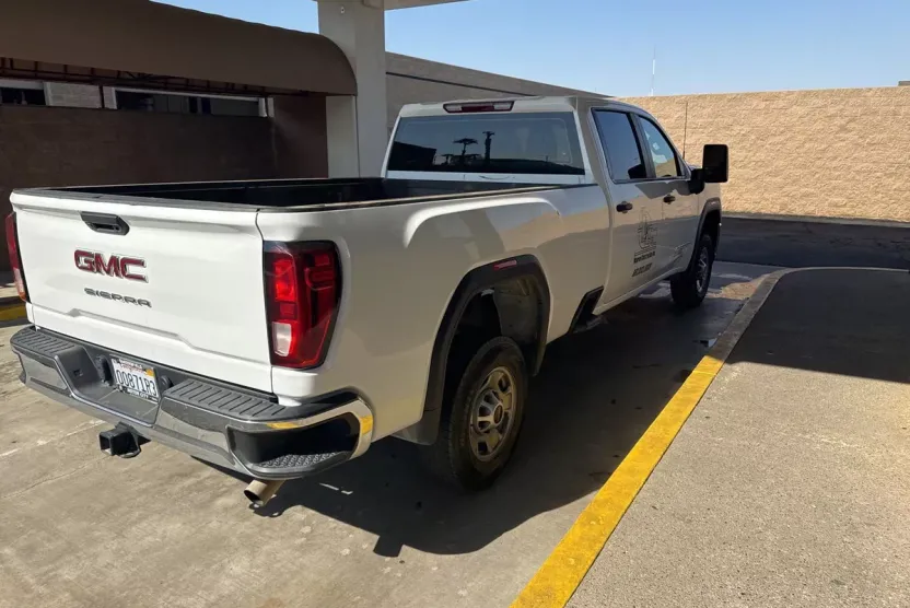 2023 Gmc Sierra 2500 HD Pro photo 1