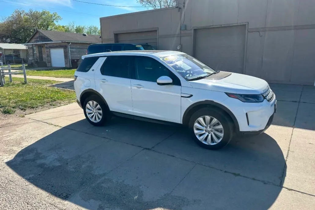 2021 Land Rover Discovery Sport SE photo 1