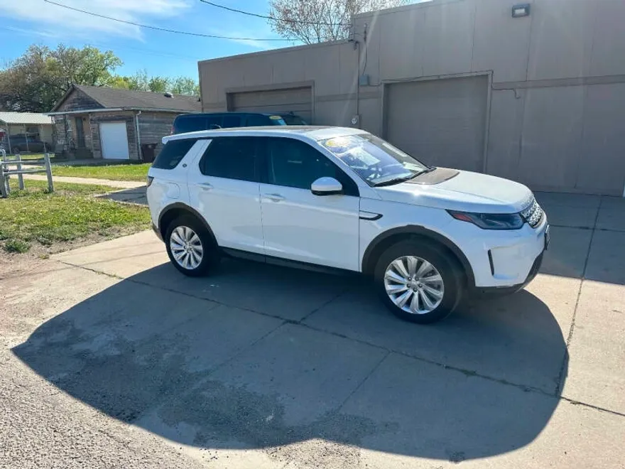 2021 Land Rover Discovery Sport SE photo 1