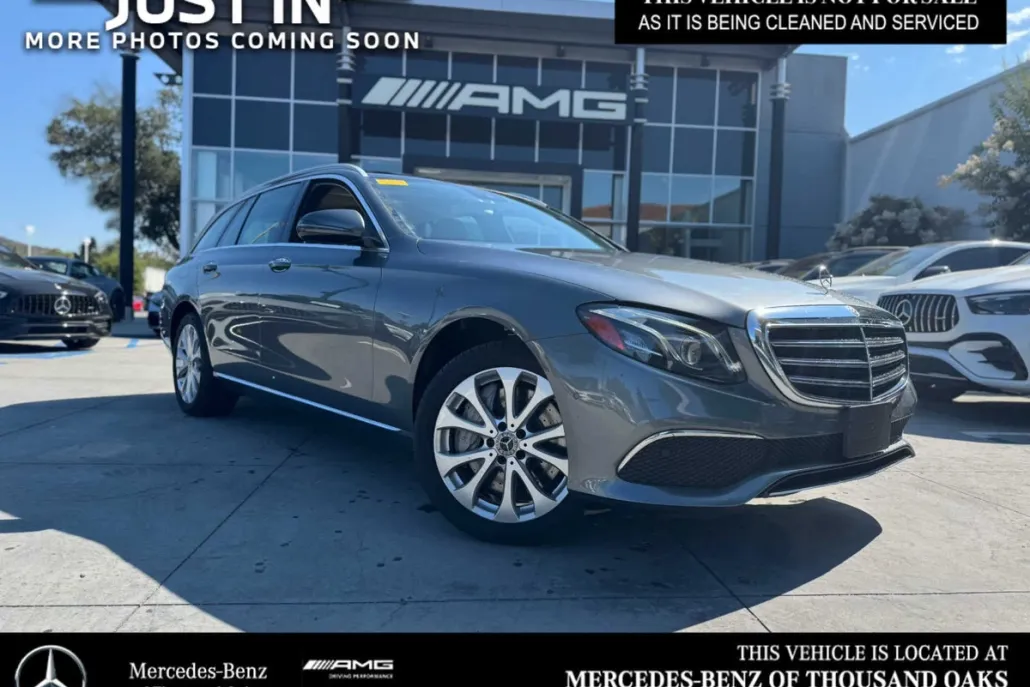 2018 Mercedes Benz E Wagon 400 Sport 4MATIC photo 1