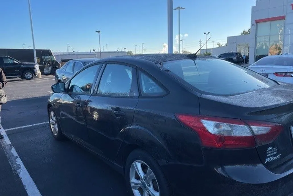 2013 Ford Focus SE photo 1