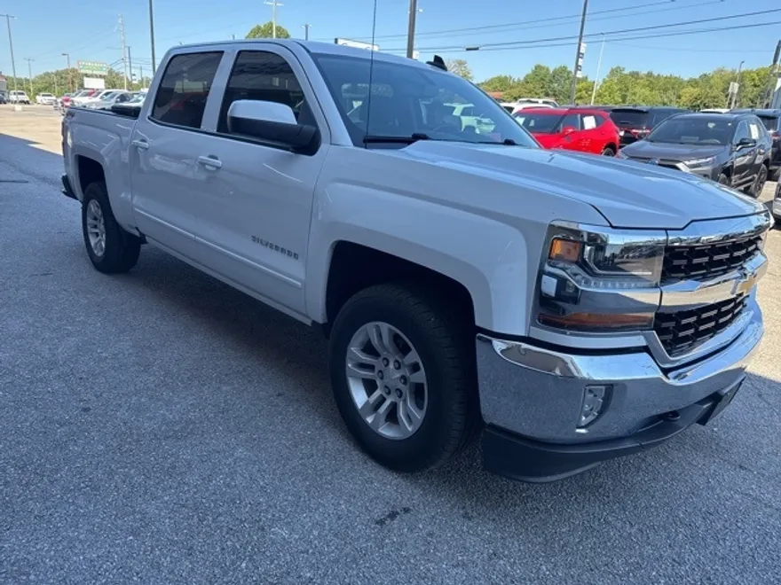 2018 Chevrolet Silverado 1500 LT1 photo 1