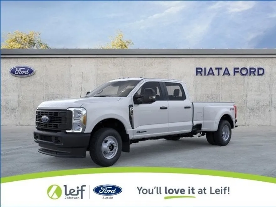 2025 Ford F-350 XL photo 1
