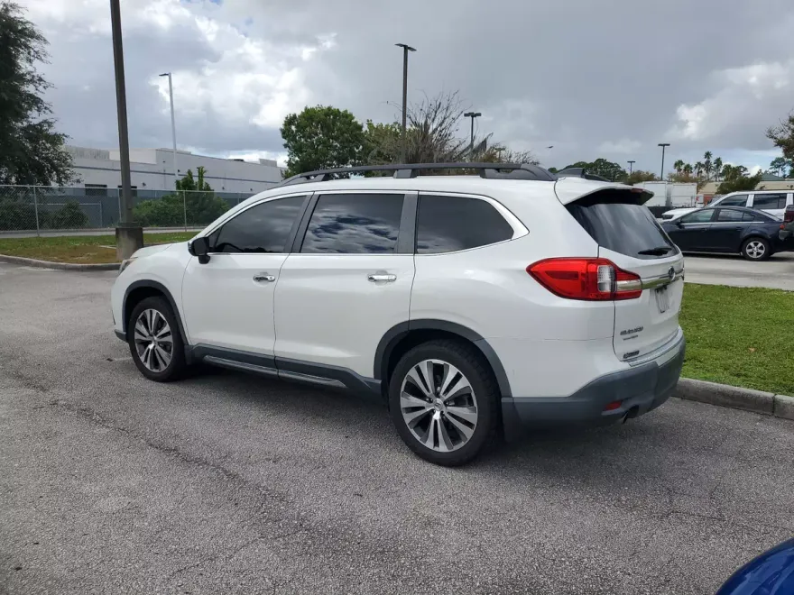 2020 Subaru Ascent Touring photo 1