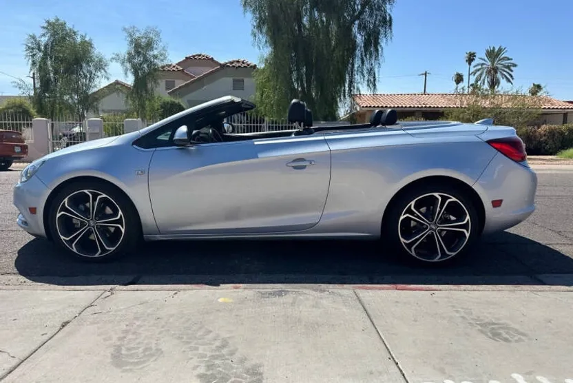 2016 Buick Cascada Premium photo 1