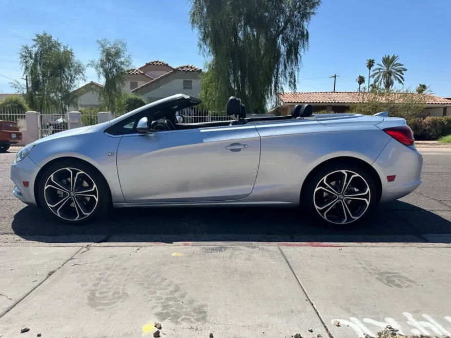 2016 Buick Cascada Premium photo 1