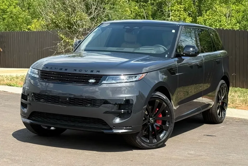 2025 Land Rover Range Rover Sport SE photo 1