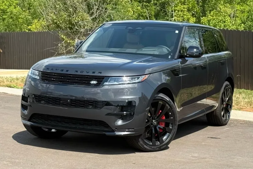2025 Land Rover Range Rover Sport SE photo 1