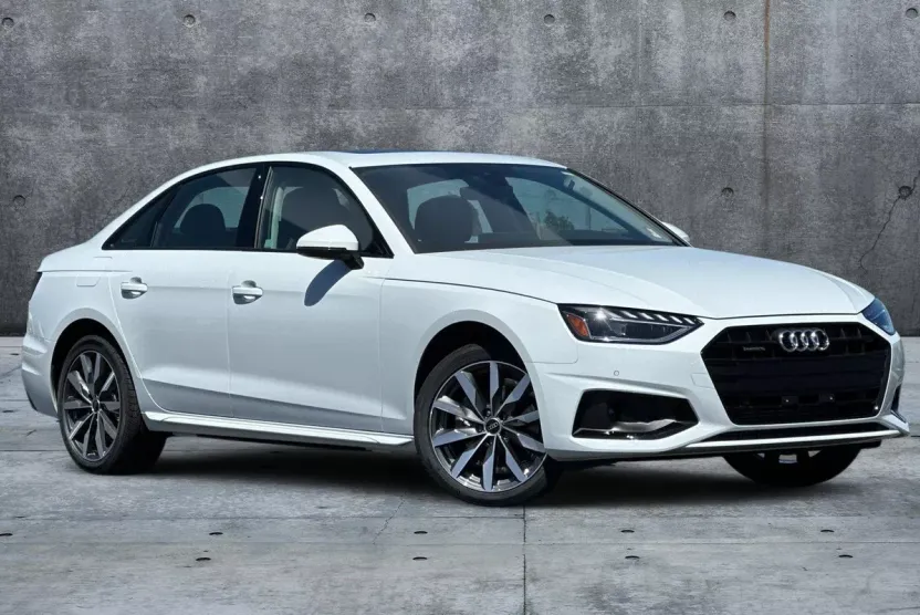 2024 Audi A4 40 Premium Plus photo 1