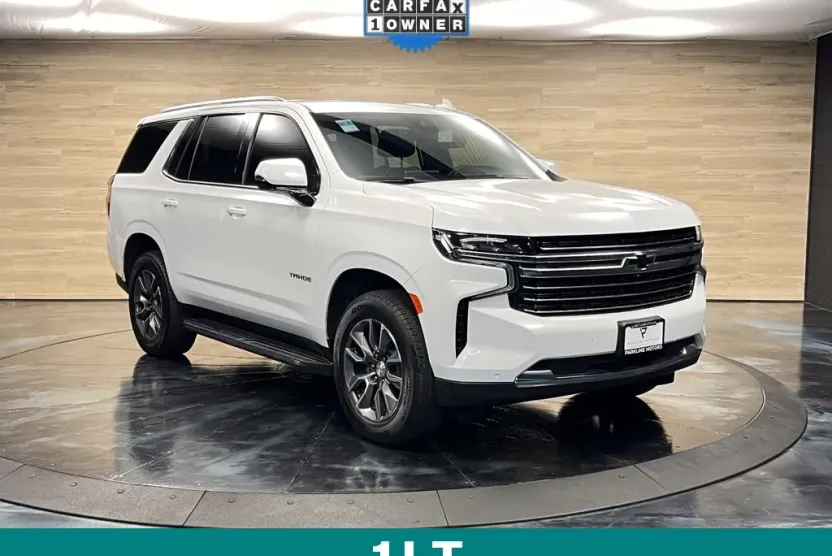 2023 Chevrolet Tahoe LT photo 1