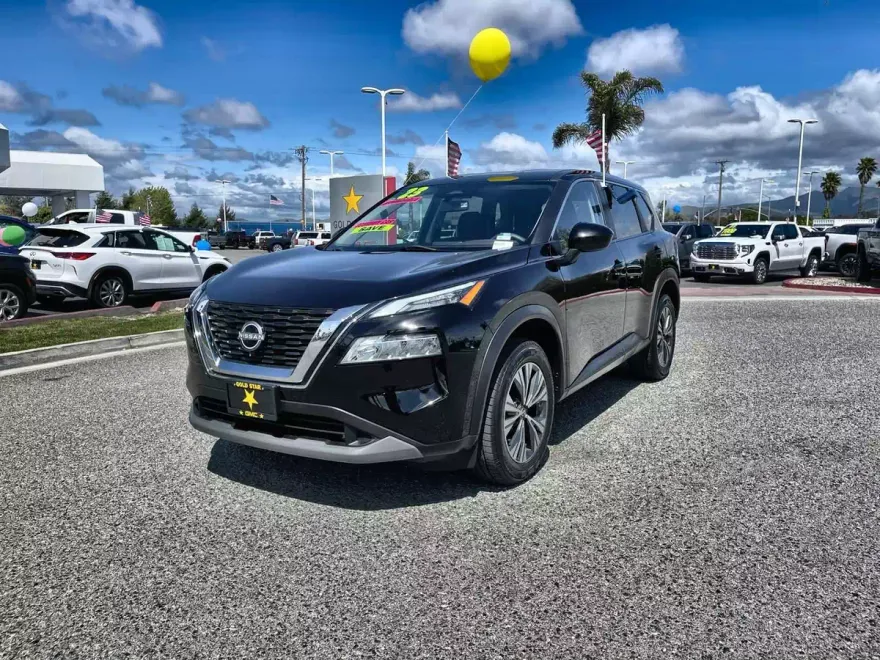 2023 Nissan Rogue SV photo 1