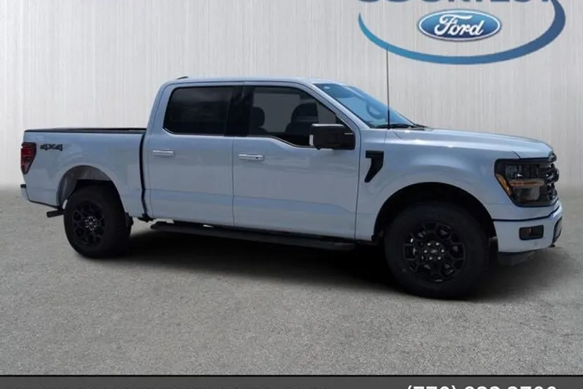2025 Ford F-150 XLT photo 1