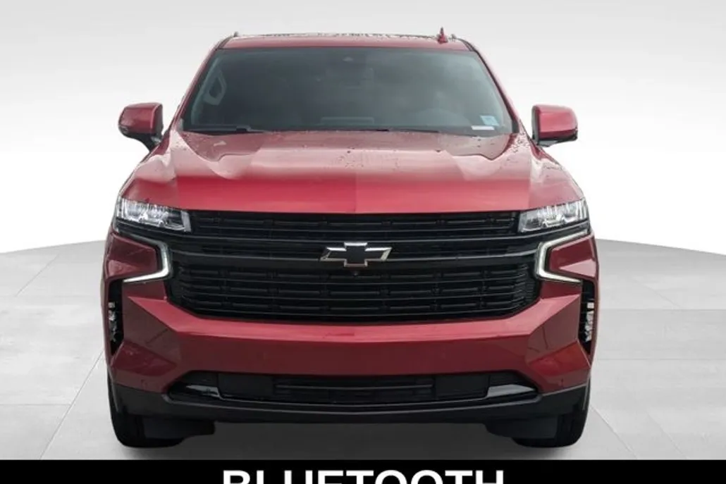 2024 Chevrolet Suburban RST photo 1