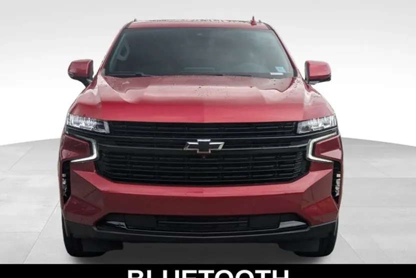 2024 Chevrolet Suburban RST photo 1