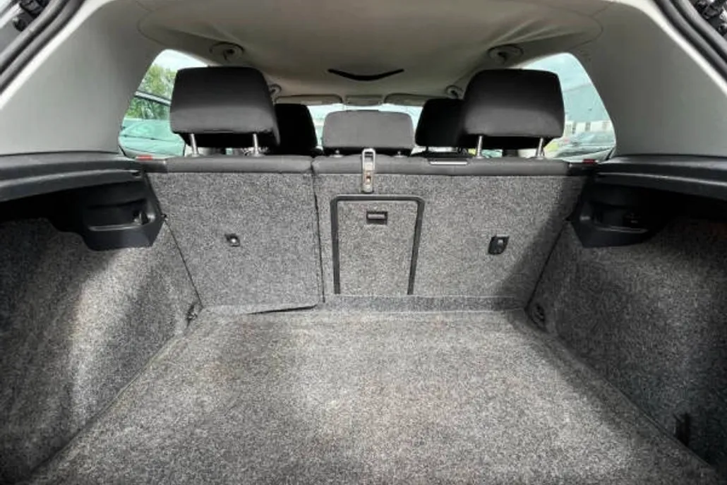 2013 Volkswagen Golf 2.5L photo 1
