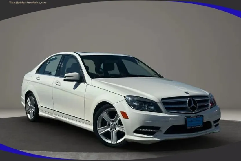 2011 Mercedes Benz C 300 4MATIC Sport Sedan photo 1