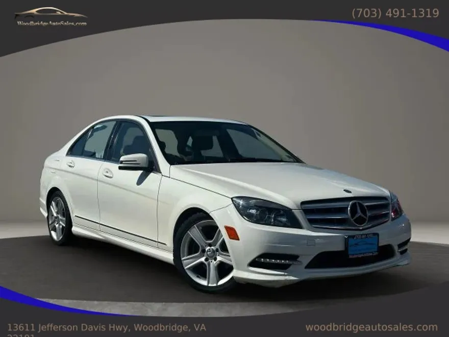 2011 Mercedes Benz C 300 4MATIC Sport Sedan photo 1