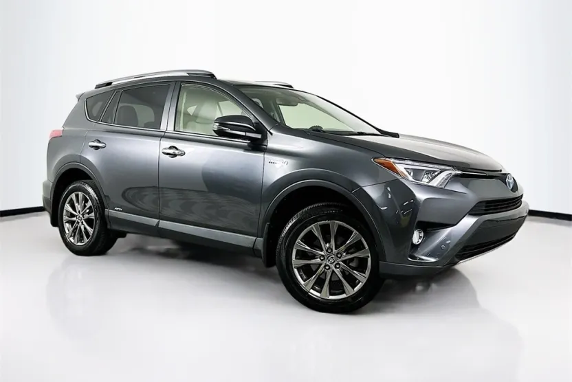 2018 Toyota RAV4 Hybrid Limited photo 1