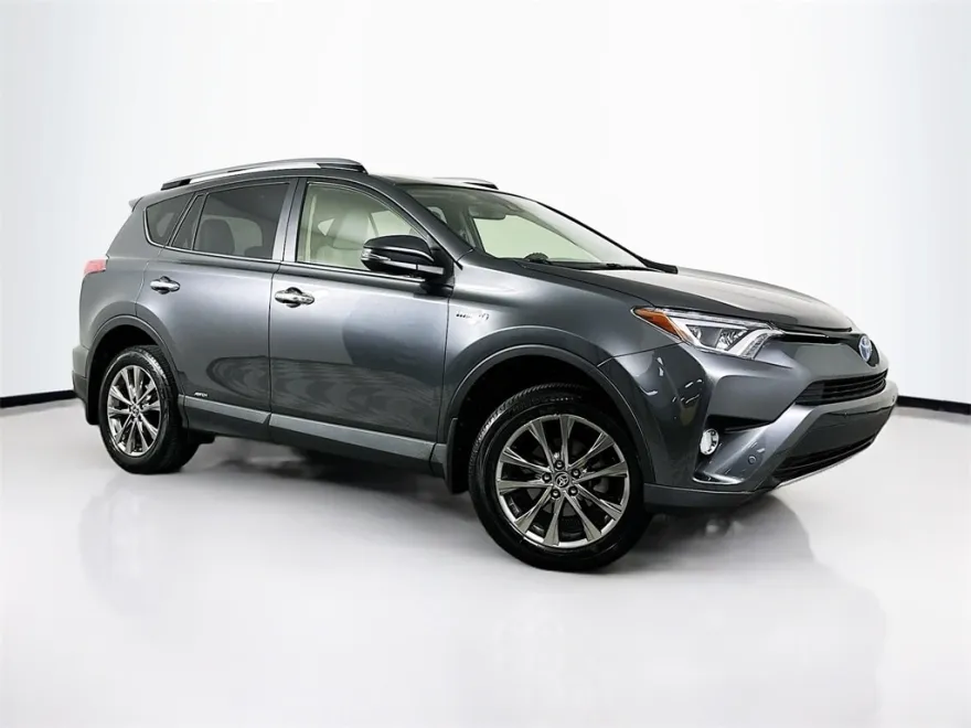 2018 Toyota RAV4 Hybrid Limited photo 1