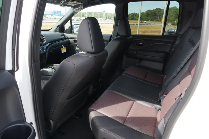 2026 Honda Ridgeline Black Edition photo 1