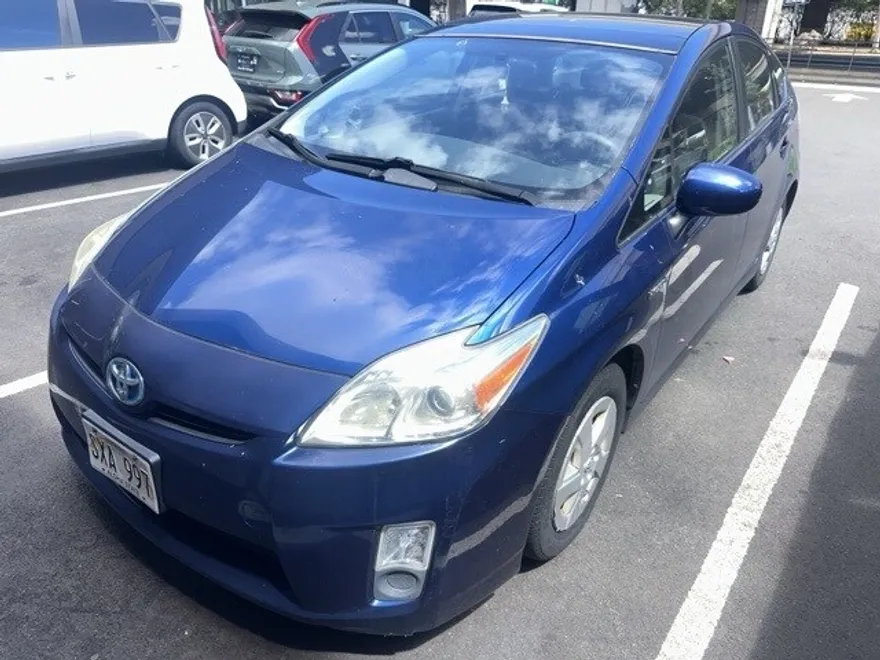 2010 Toyota Prius Two photo 1