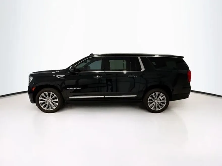 2022 Gmc Yukon XL Denali photo 1