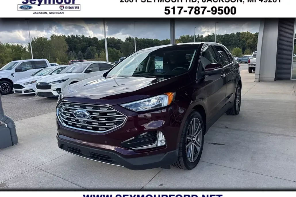 2019 Ford Edge Titanium photo 1