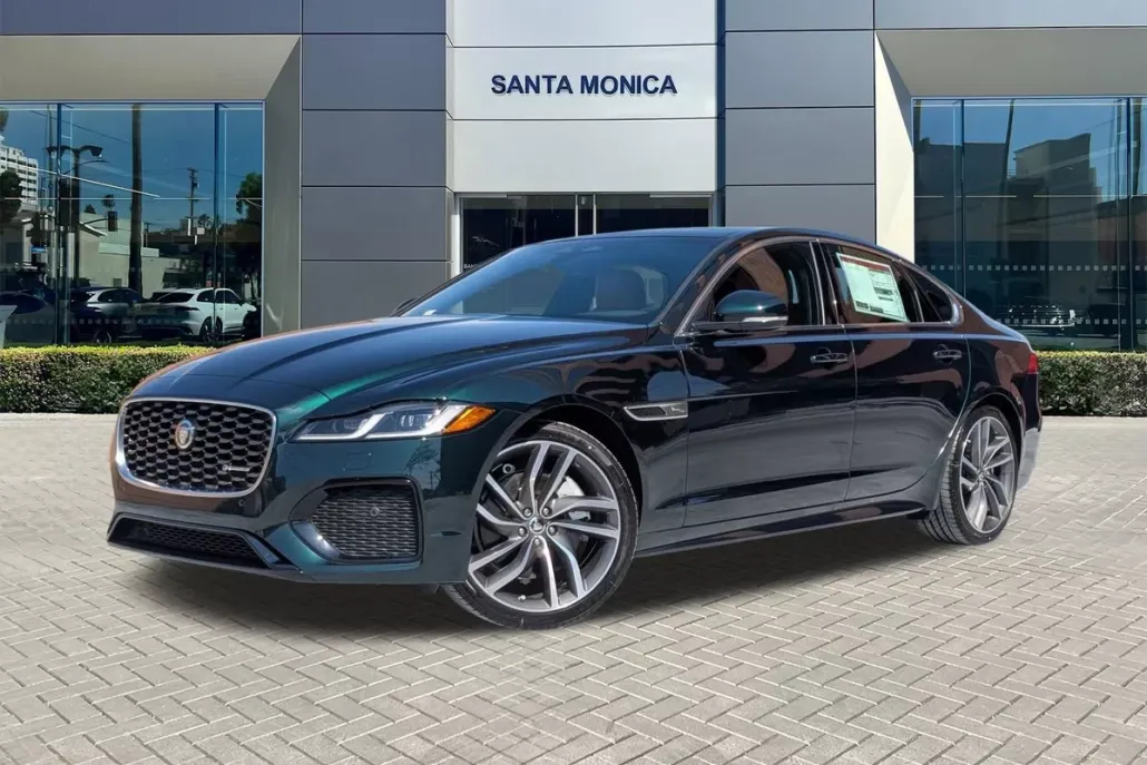 2024 Jaguar XF P300 R-Dynamic SE photo 1