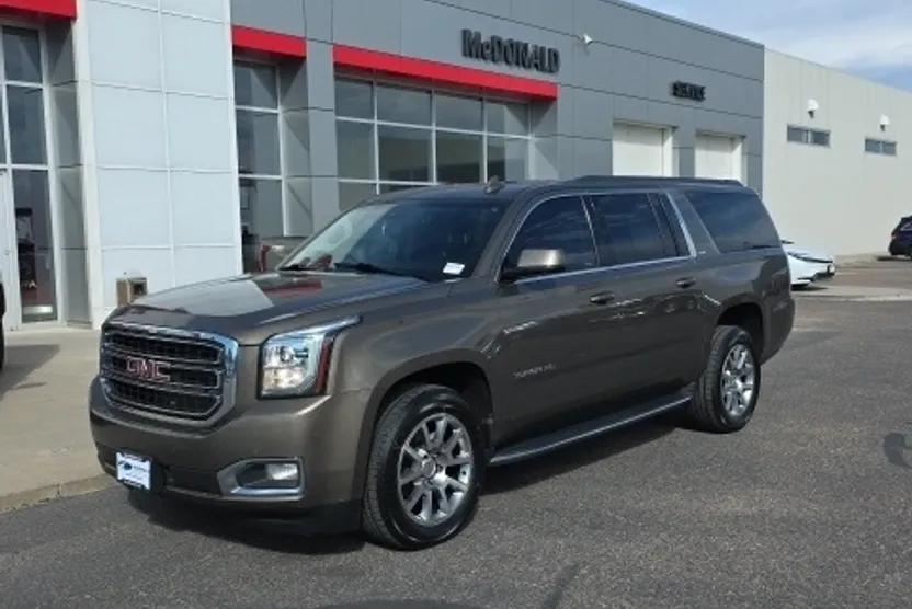 2016 Gmc Yukon XL SLT photo 1